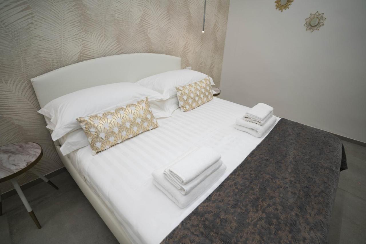 Arco Alto Rooms Bari Exterior foto